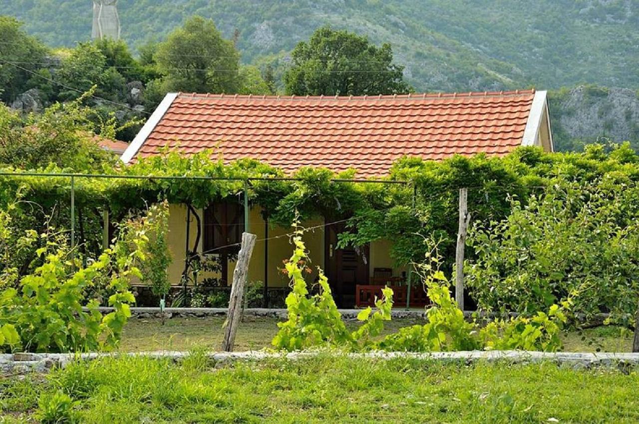 Ferienhaus Ivan's *